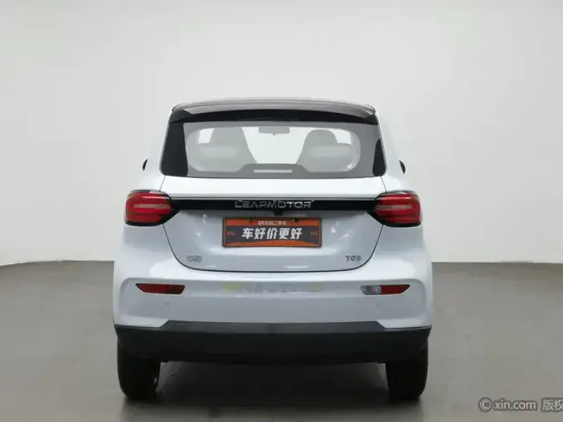 2025 Leapmotor T03 с пробегом 16 000 км