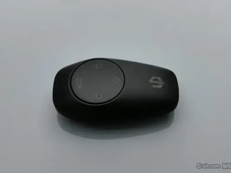 2025 Leapmotor T03 с пробегом 16 000 км