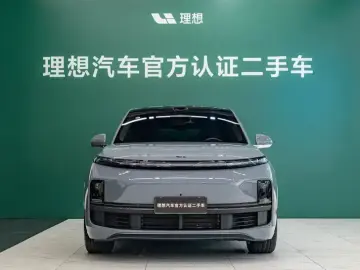 2025 Li Auto (Lixiang) L8 с пробегом 11 000 км