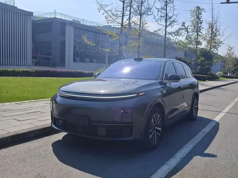 2024 Li Auto (Lixiang) L7 с пробегом 36 000 км