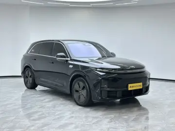 2024 Li Auto (Lixiang) L7 с пробегом 22 400 км