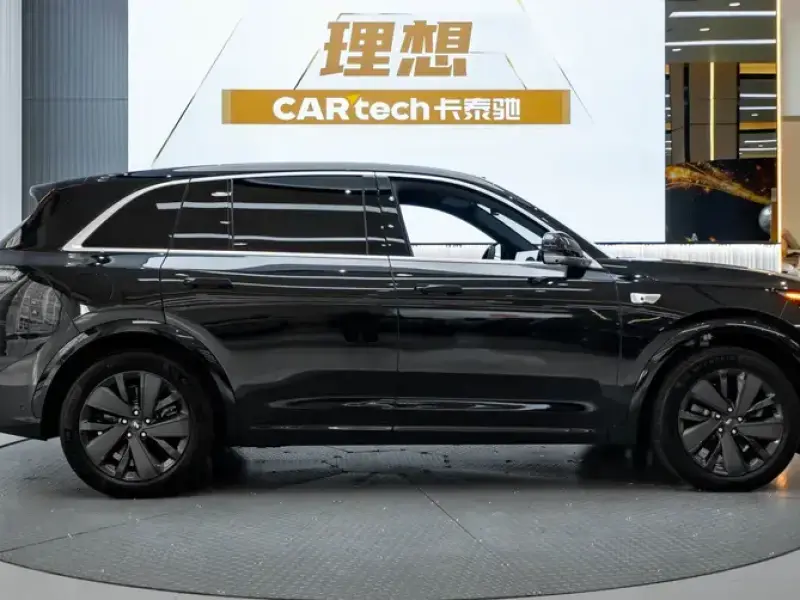 2025 Li Auto (Lixiang) L7 с пробегом 39 900 км