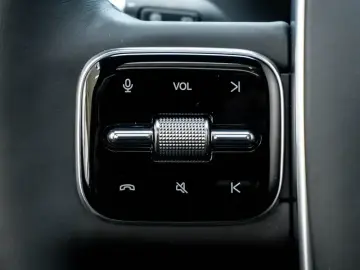 2025 Li Auto (Lixiang) L7 с пробегом 39 900 км