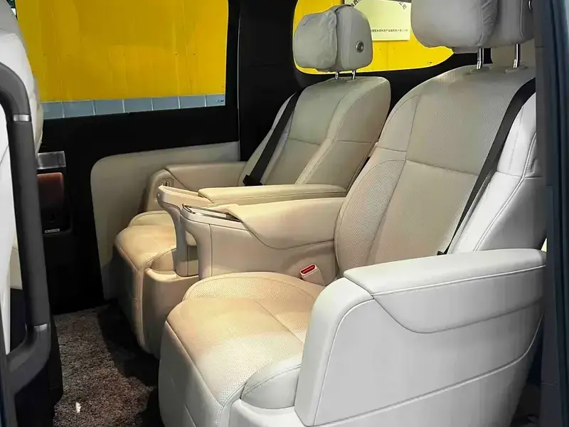 2024 Li Auto (Lixiang) Mega с пробегом 47 000 км