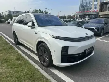 2024 Li Auto (Lixiang) L7 с пробегом 48 000 км