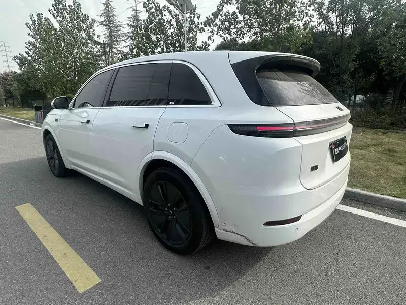 2024 Li Auto (Lixiang) L7 с пробегом 48 000 км