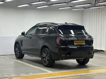 2025 Lynk & Co 01 с пробегом 6 200 км