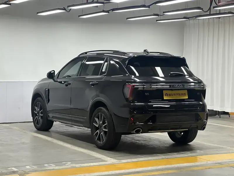 2025 Lynk & Co 01 с пробегом 6 200 км