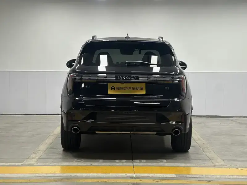 2025 Lynk & Co 01 с пробегом 6 200 км