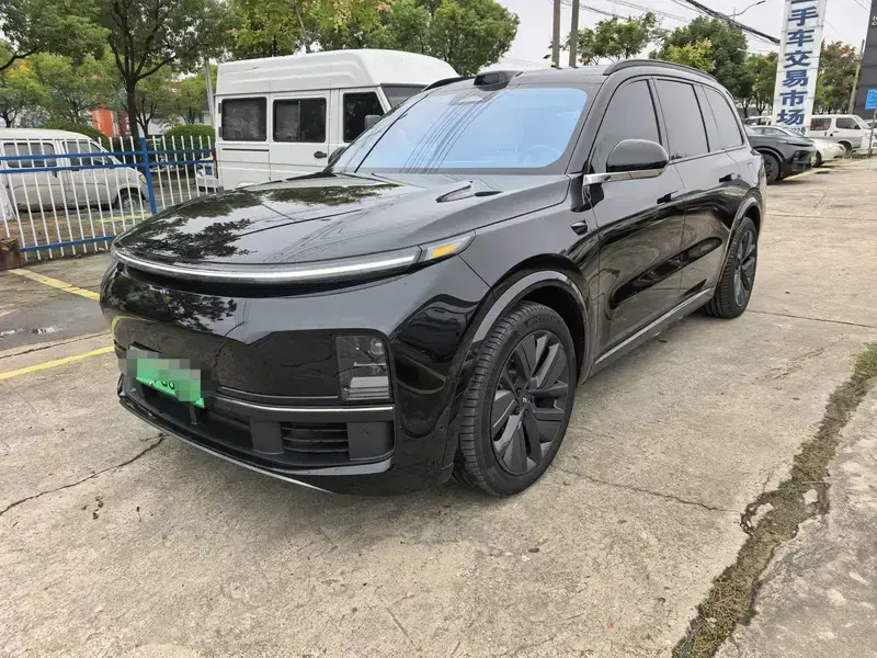 2024 Li Auto (Lixiang) L9 с пробегом 36 300 км