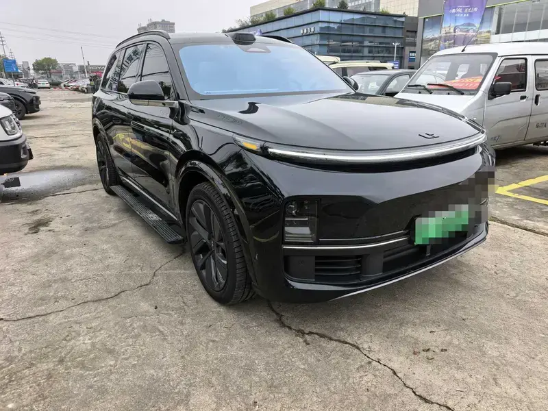 2024 Li Auto (Lixiang) L9 с пробегом 36 300 км