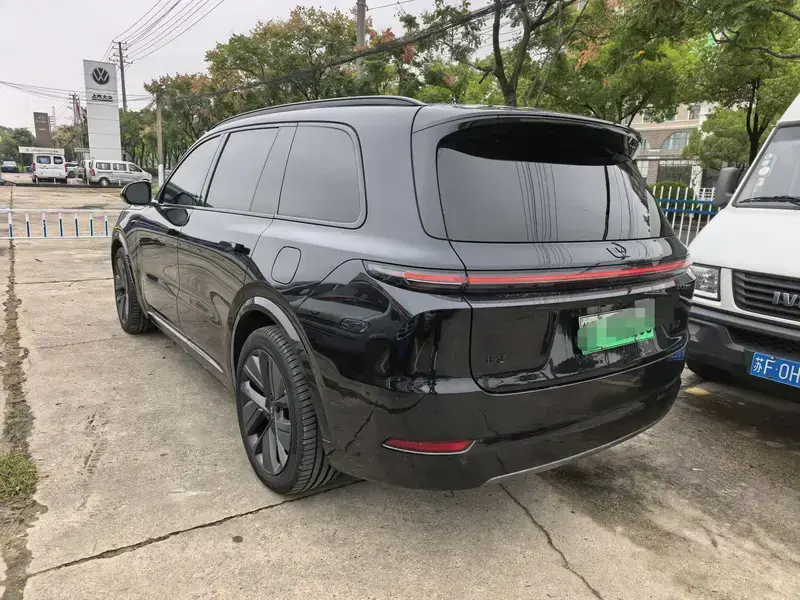 2024 Li Auto (Lixiang) L9 с пробегом 36 300 км