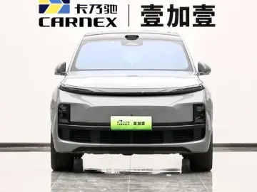 2025 Li Auto (Lixiang) L9 с пробегом 32 100 км