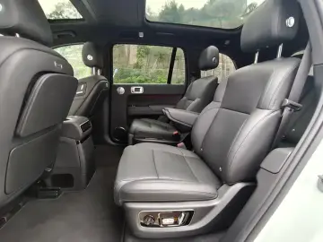 2025 Li Auto (Lixiang) L9 с пробегом 9 000 км