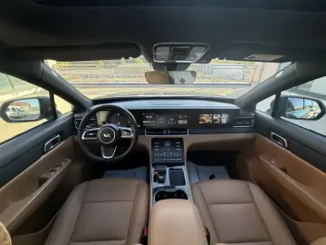 2021 Li Auto (Lixiang) One с пробегом 112 000 км