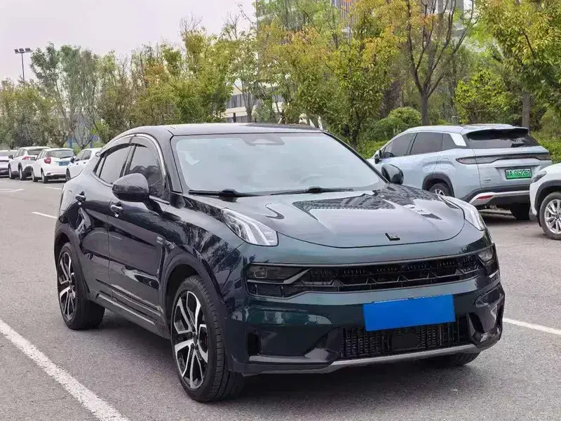 2023 Lynk & Co 05 с пробегом 60 000 км