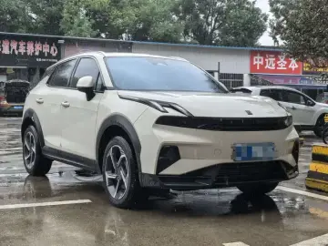 2025 Lynk & Co 06 с пробегом 2 000 км