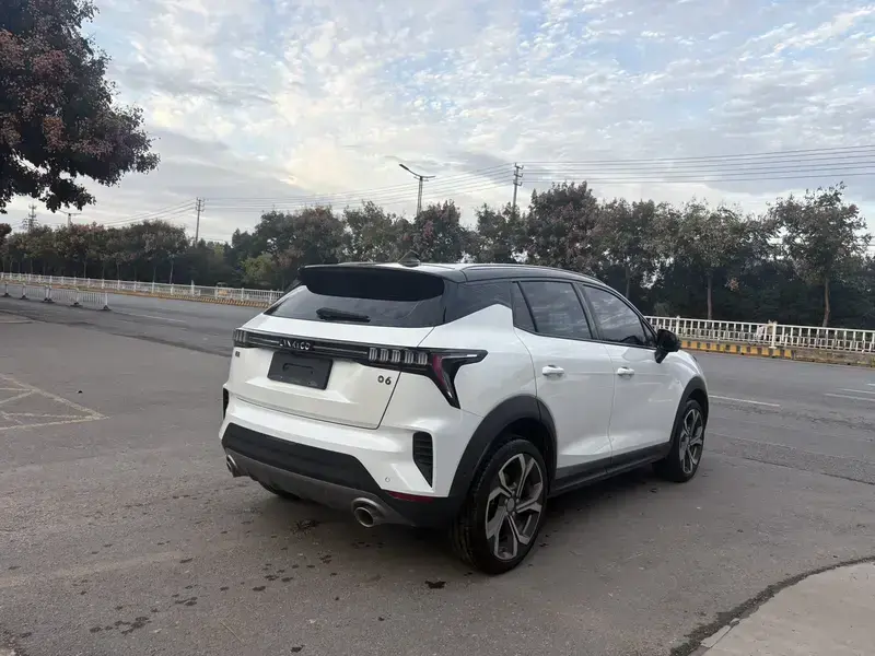 2023 Lynk & Co 06 с пробегом 26 000 км