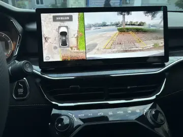 2023 Lynk & Co 06 с пробегом 26 000 км