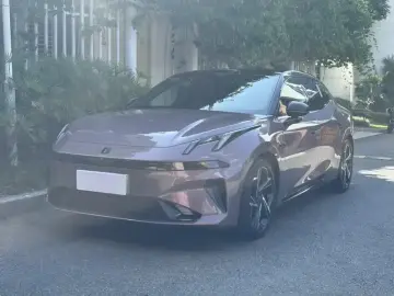 Lynk & Co 07