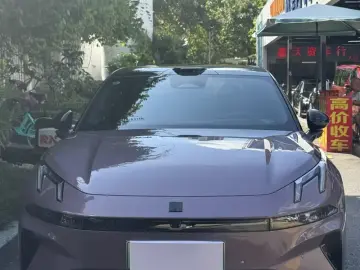 2026 Lynk & Co 07 с пробегом 9 600 км
