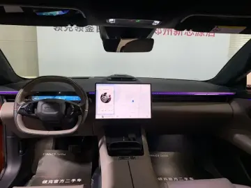 2024 Lynk & Co Z10 с пробегом 17 000 км
