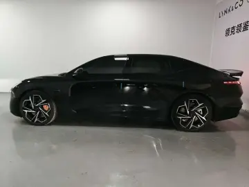 2025 Lynk & Co Z10 с пробегом 31 000 км