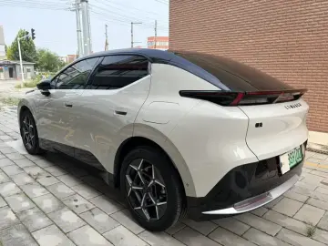 2025 Lynk & Co Z20 с пробегом 31 000 км