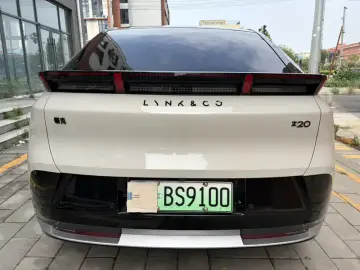 2025 Lynk & Co Z20 с пробегом 31 000 км