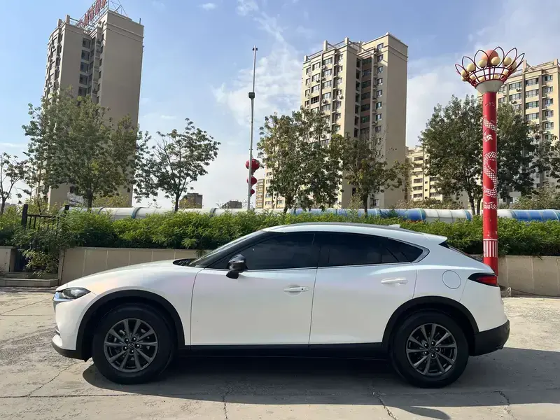 2020 Mazda CX-4 с пробегом 80 000 км