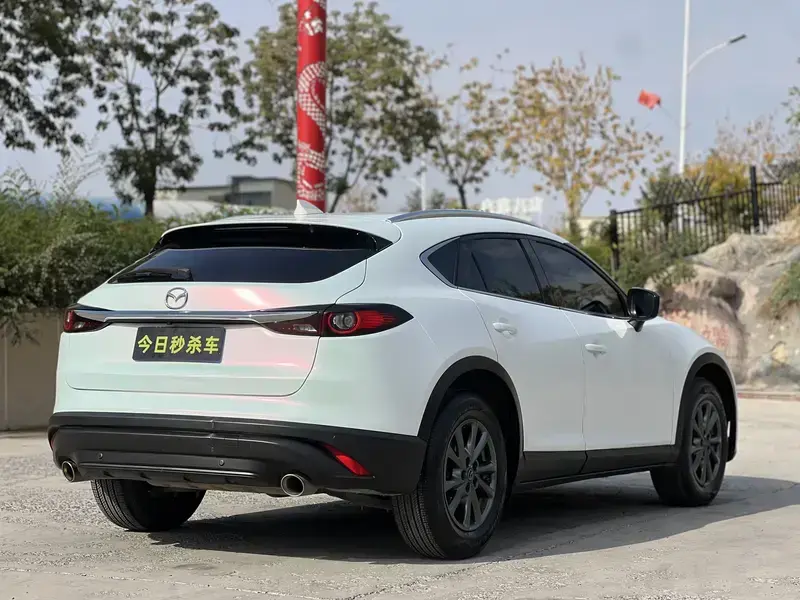 2020 Mazda CX-4 с пробегом 80 000 км