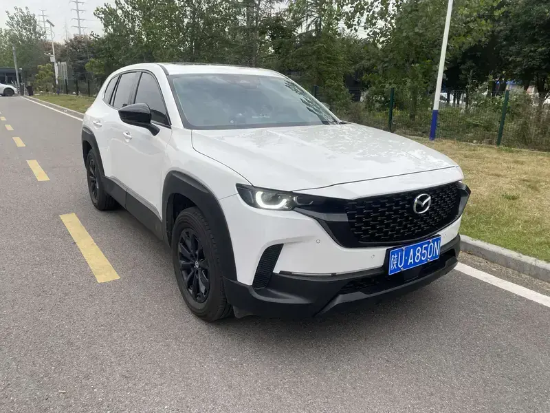 2023 Mazda CX-50 с пробегом 24 000 км