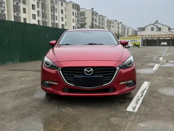 2017 Mazda Axela с пробегом 114 000 км