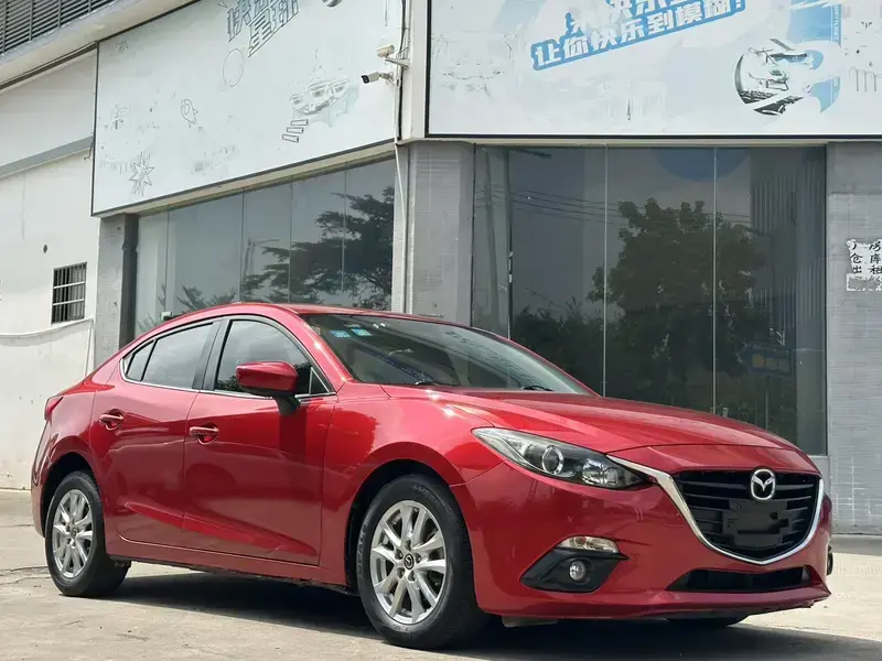 2016 Mazda Axela с пробегом 94 000 км