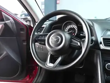 2019 Mazda Axela с пробегом 45 000 км