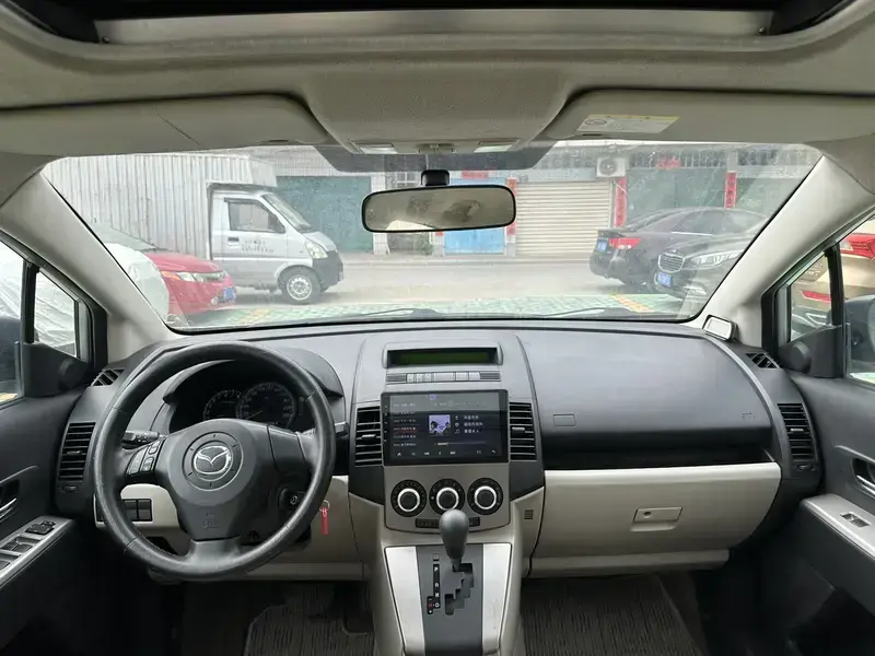 2011 Mazda 5 с пробегом 197 000 км