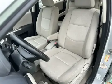 2011 Mazda 5 с пробегом 197 000 км