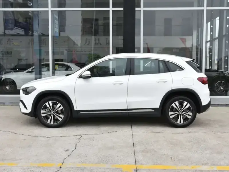 2024 Mercedes-Benz GLA с пробегом 29 900 км