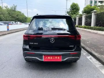 2025 Mercedes-Benz EQB с пробегом 13 000 км