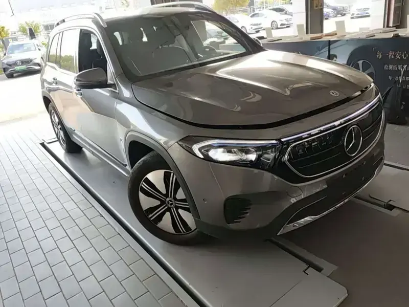 2023 Mercedes-Benz EQB с пробегом 45 000 км