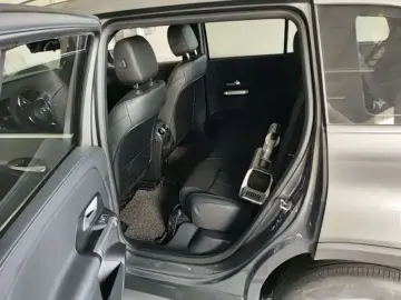 2023 Mercedes-Benz EQB с пробегом 45 000 км