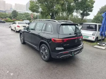 2025 Mercedes-Benz EQB с пробегом 19 000 км