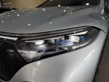2023 Mercedes-Benz EQS SUV с пробегом 54 000 км