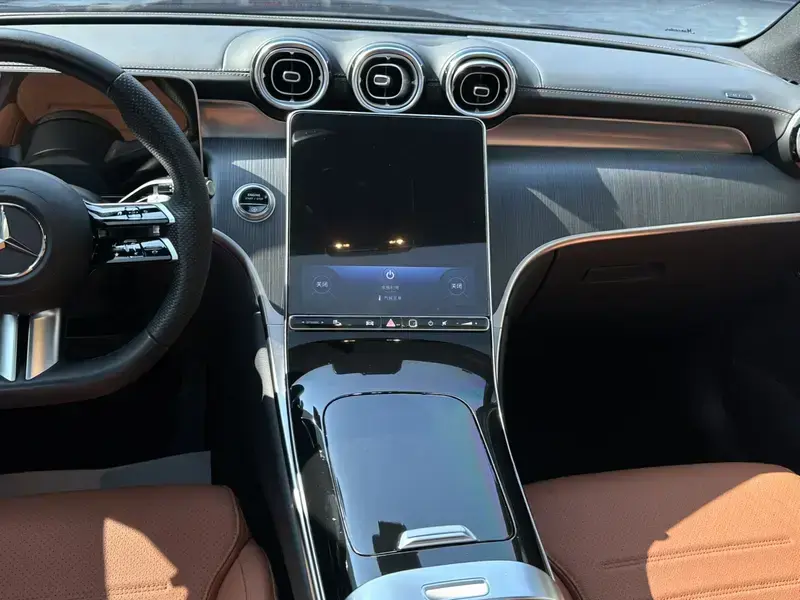 2024 Mercedes-Benz GLC с пробегом 35 000 км