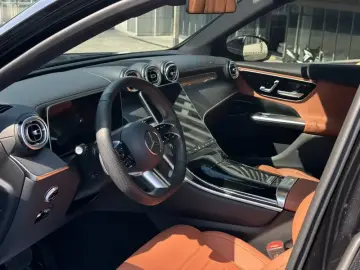2024 Mercedes-Benz GLC с пробегом 35 000 км