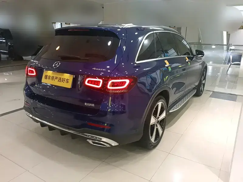 2022 Mercedes-Benz GLC с пробегом 13 900 км
