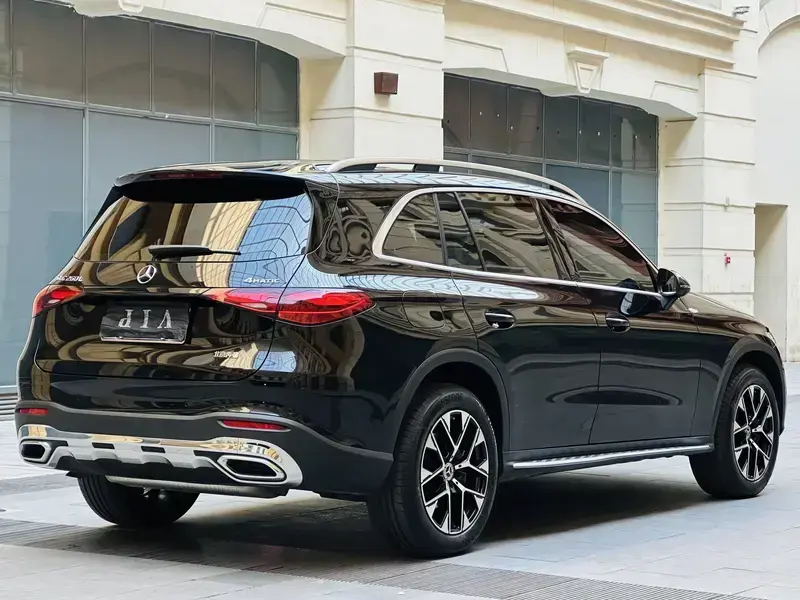 2023 Mercedes-Benz GLC с пробегом 56 400 км
