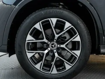 2024 Mercedes-Benz GLC с пробегом 40 200 км