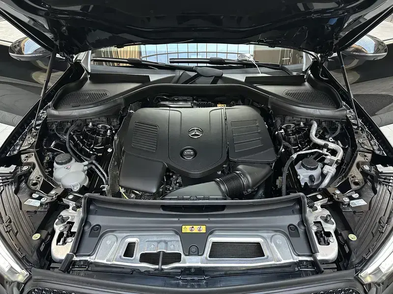 2025 Mercedes-Benz GLC с пробегом 25 000 км