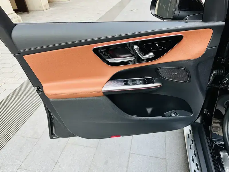 2025 Mercedes-Benz GLC с пробегом 25 000 км